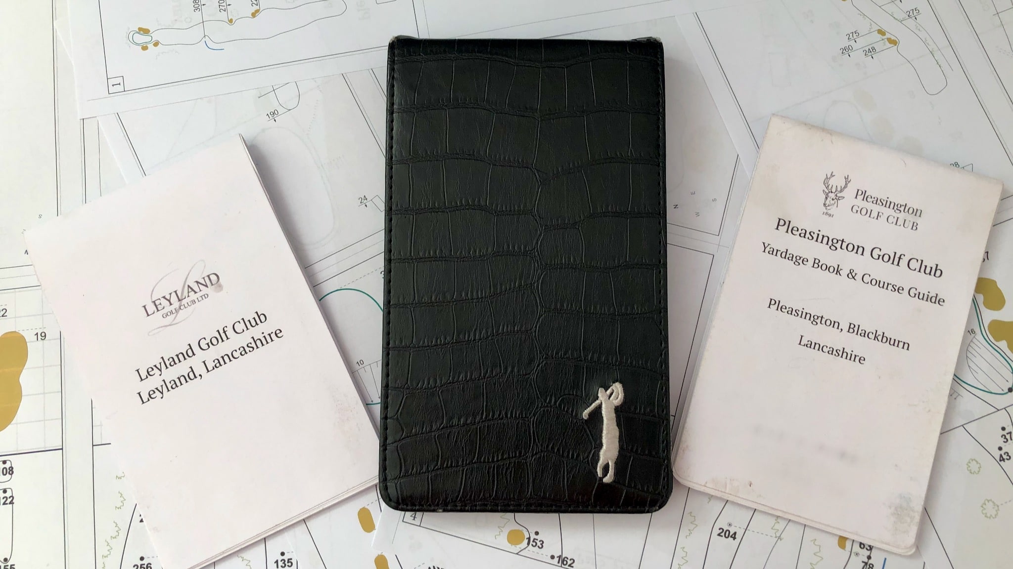 How to make a golf course yardage book